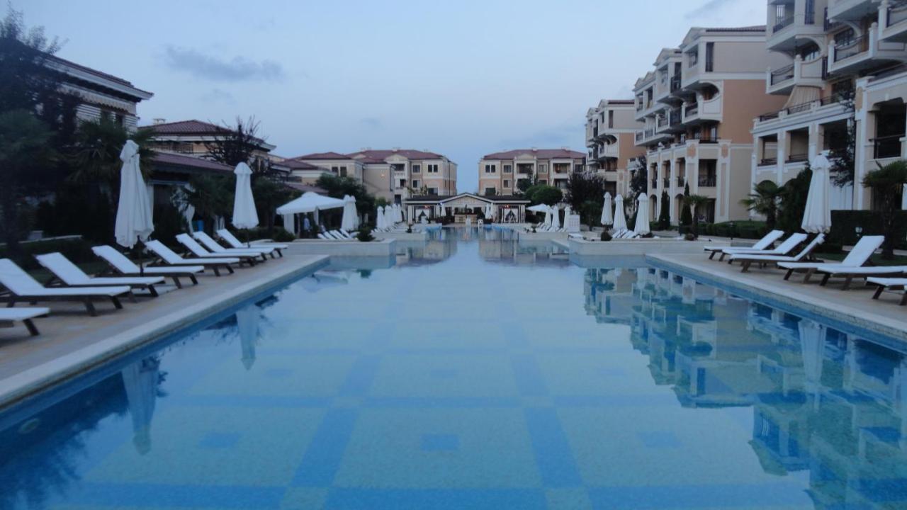 Apartment In Green Beach Resort Kavatsi سوزوبول المظهر الخارجي الصورة