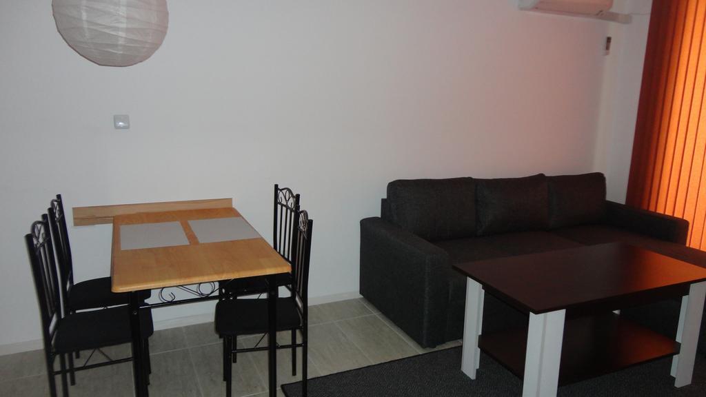 Apartment In Green Beach Resort Kavatsi سوزوبول المظهر الخارجي الصورة